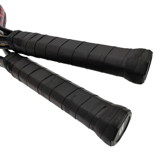 Prince Thunder 110 Tennis Racket Set of 2 with Bag 4 1/4" Grip - Picture 3 of 9